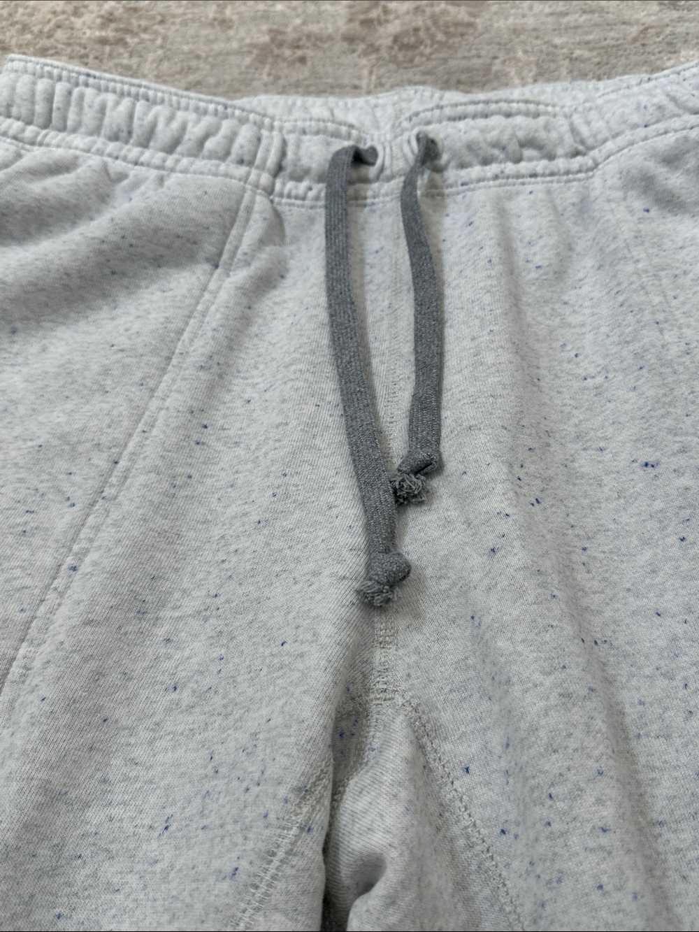 Nike Duo two Men’s Large one pair Athletic Pants and one pair Yoga pants. - Picture 4 of 14